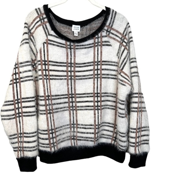 peyton jensen Sweaters - Evereve Peyton Jensen Fuzzy Plaid Eyelash Sweater Women's S White Black Metallic